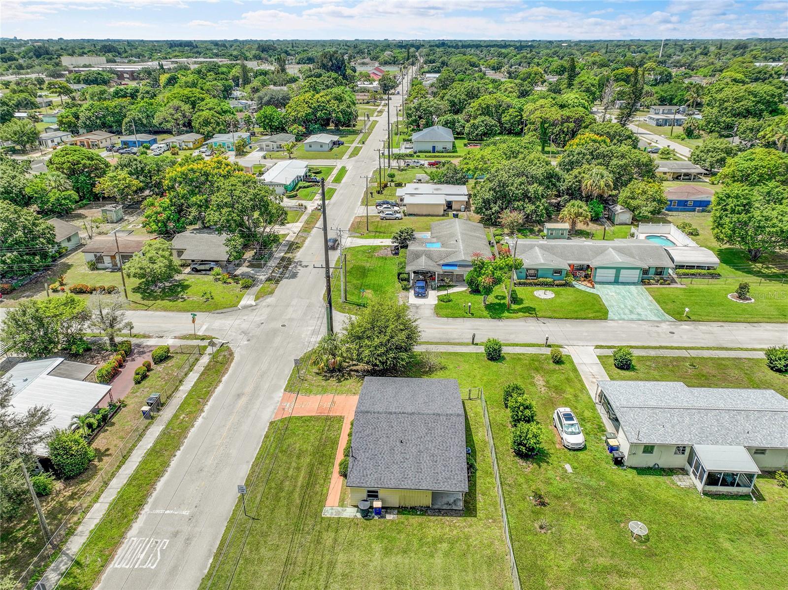 2102 AVENUE P, FORT PIERCE, FL — photo 9