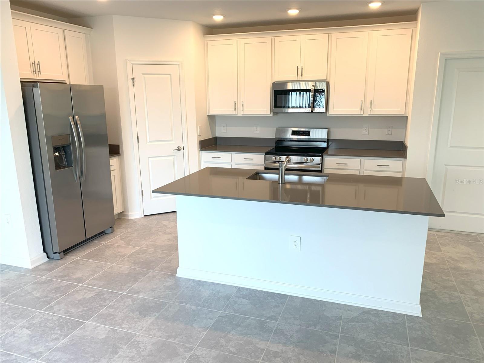 2731 RUNNERS CIR, CLERMONT, FL — photo 28