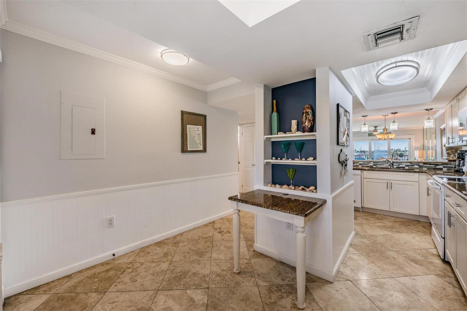 7435 BAYSHORE DR #303, TREASURE ISLAND, FL — photo 6