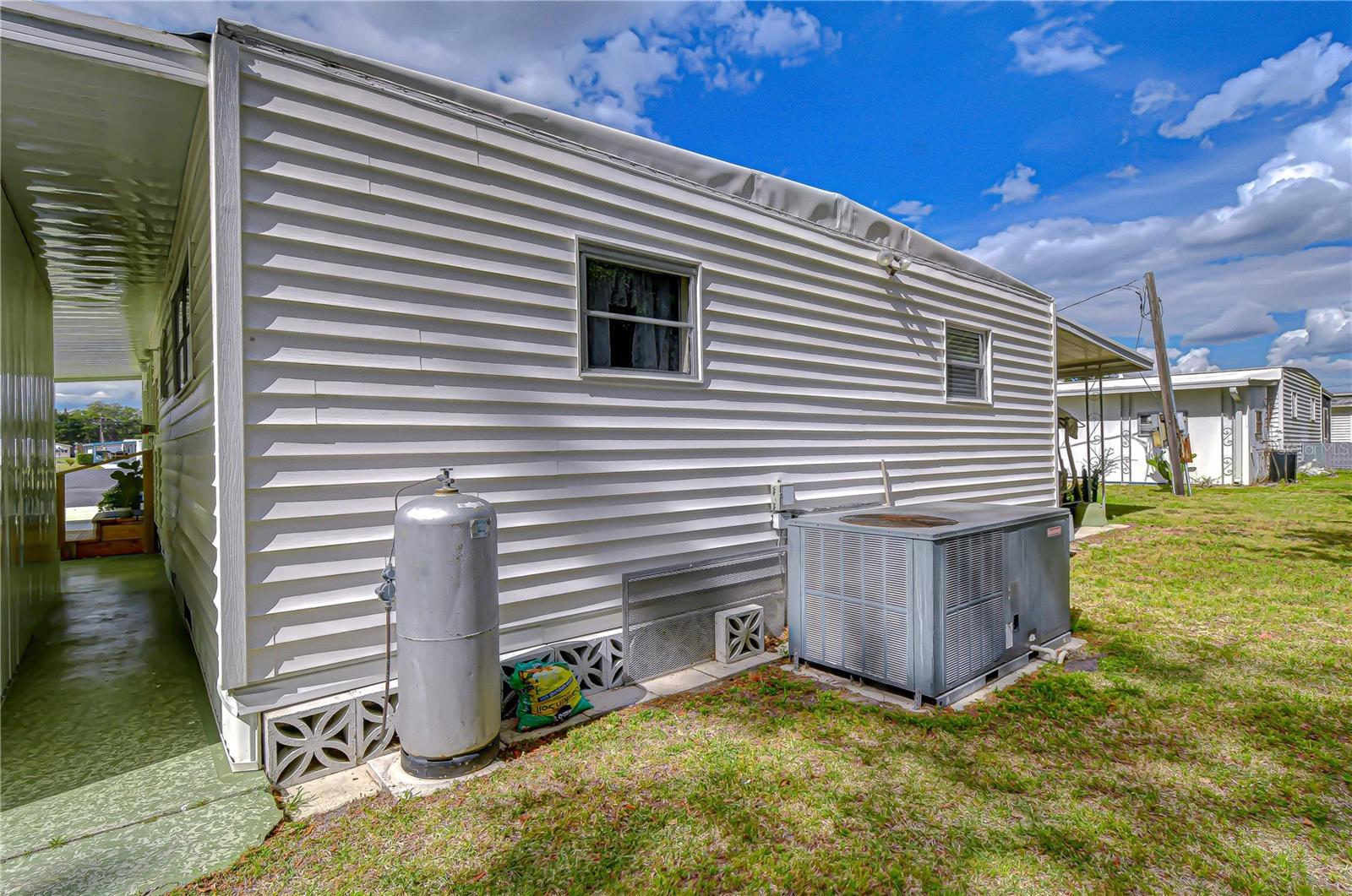 37248 KINKAID DR, ZEPHYRHILLS, FL — photo 43