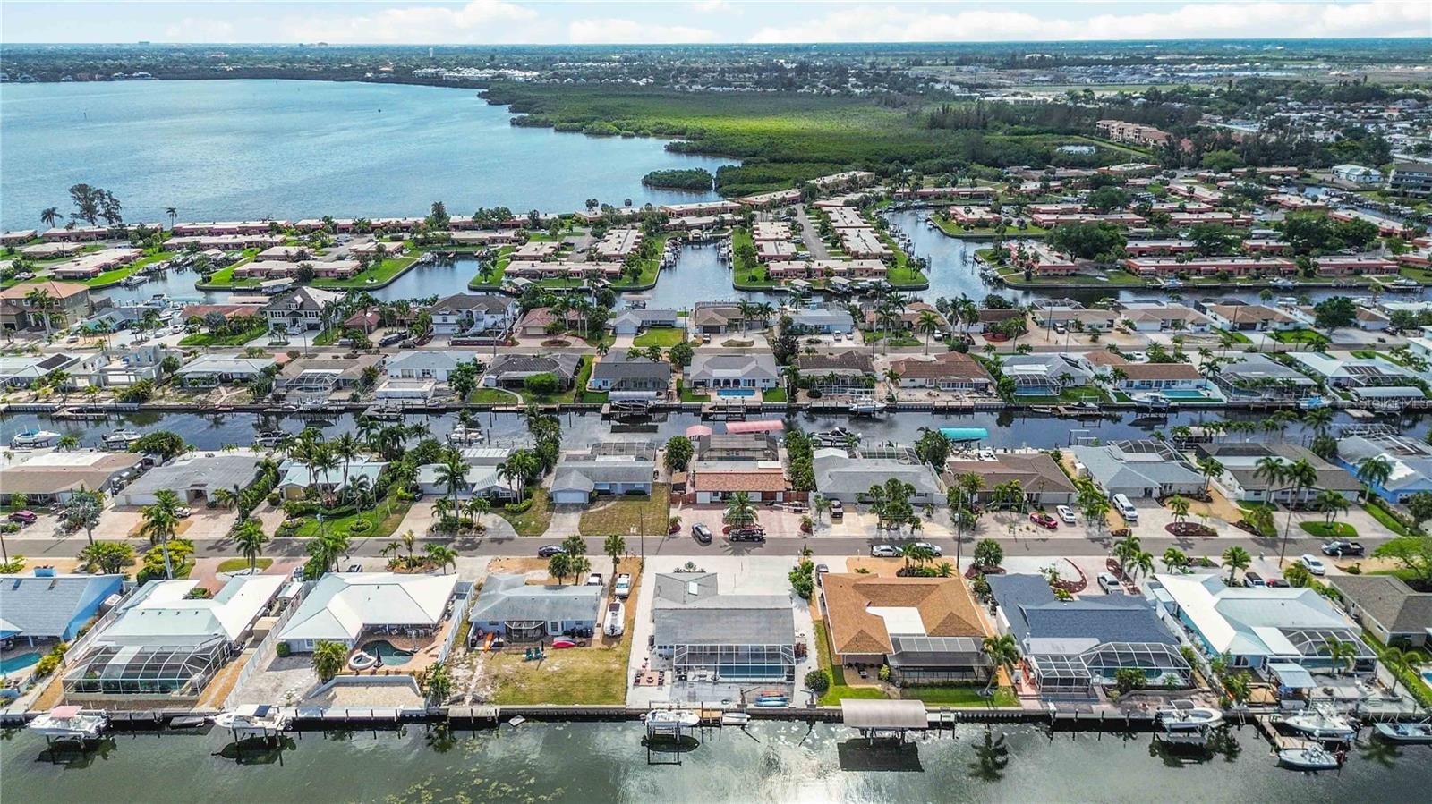 4012 99TH ST W, BRADENTON, FL — photo 59