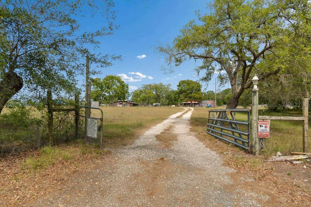 14320 FAMILY TRL, HUDSON, FL — photo 60