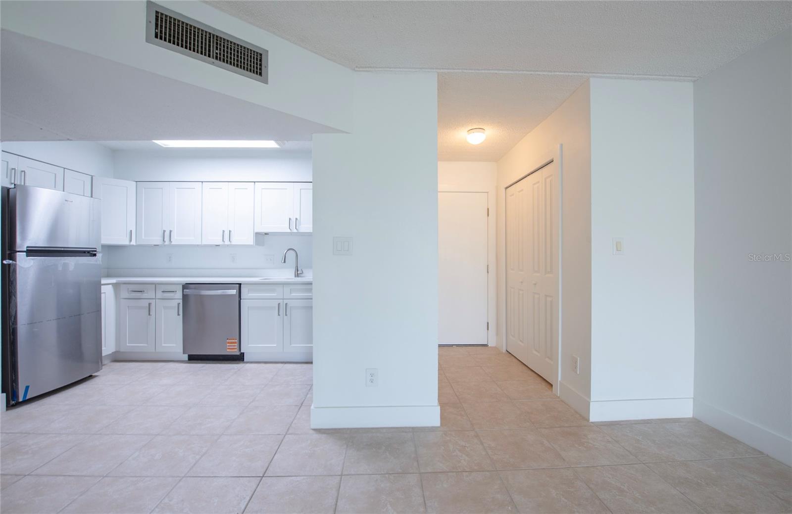 10365 PARADISE BLVD #9, TREASURE ISLAND, FL — photo 11