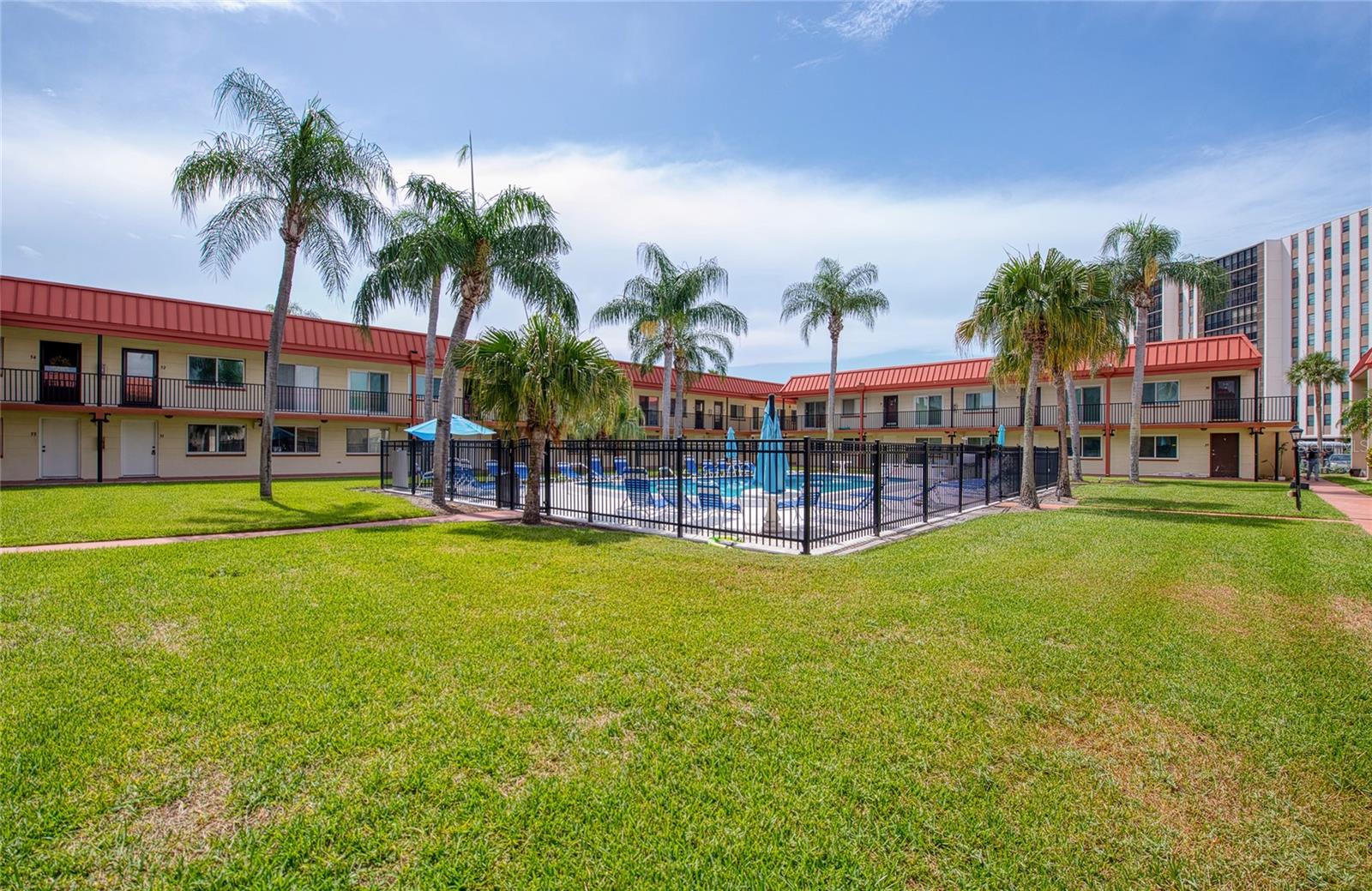 10365 PARADISE BLVD #9, TREASURE ISLAND, FL — photo 24