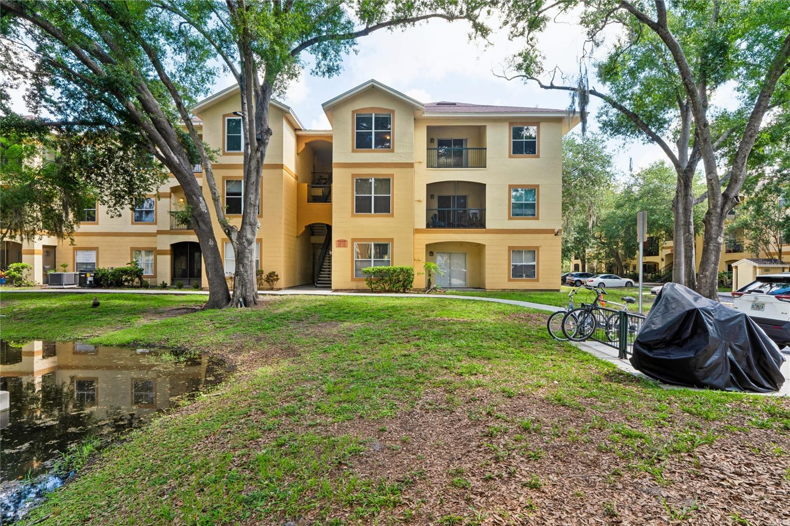 5618 PINNACLE HEIGHTS CIR #312, TAMPA, FL — photo 2