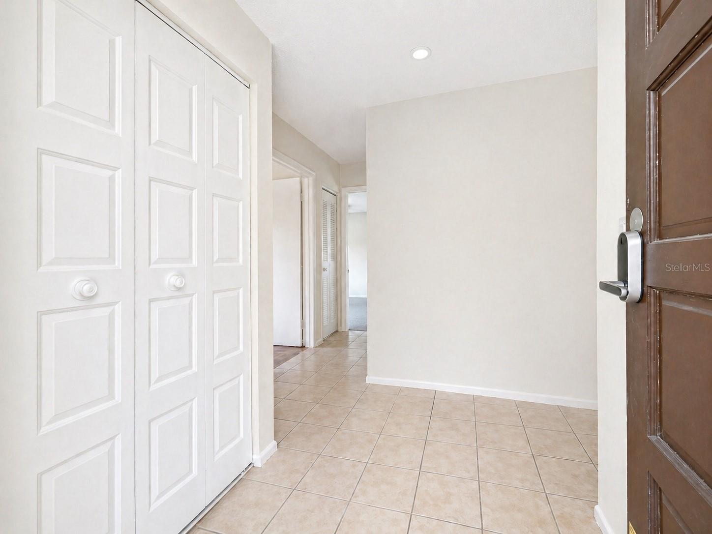 723 115TH AVE N #2106, ST PETERSBURG, FL — photo 4