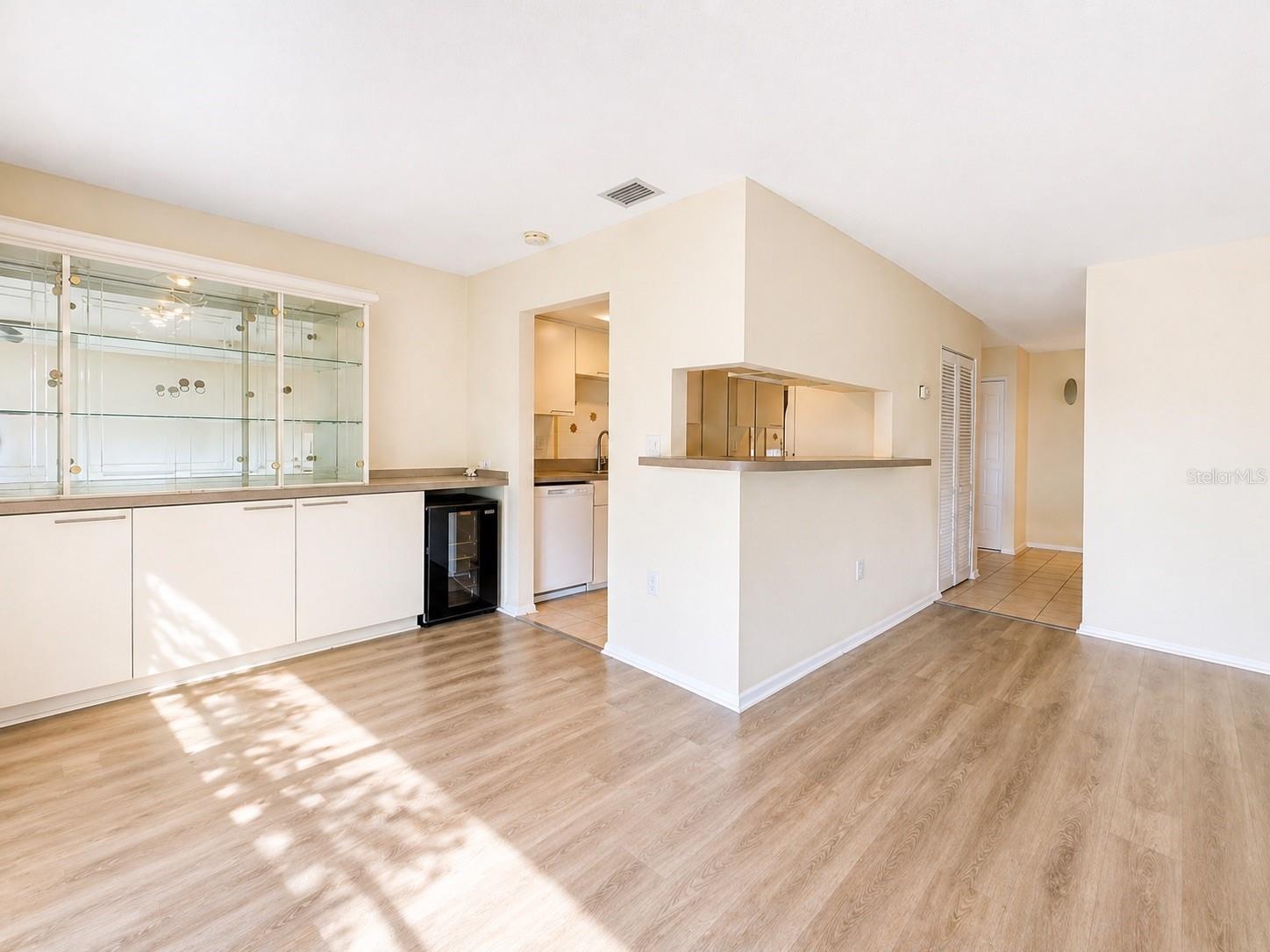 723 115TH AVE N #2106, ST PETERSBURG, FL — photo 9