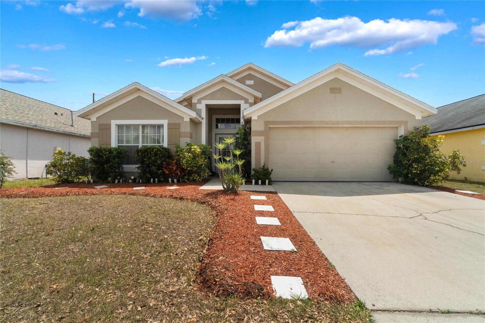 640 LADY DIANA DR, DAVENPORT, FL — photo 2