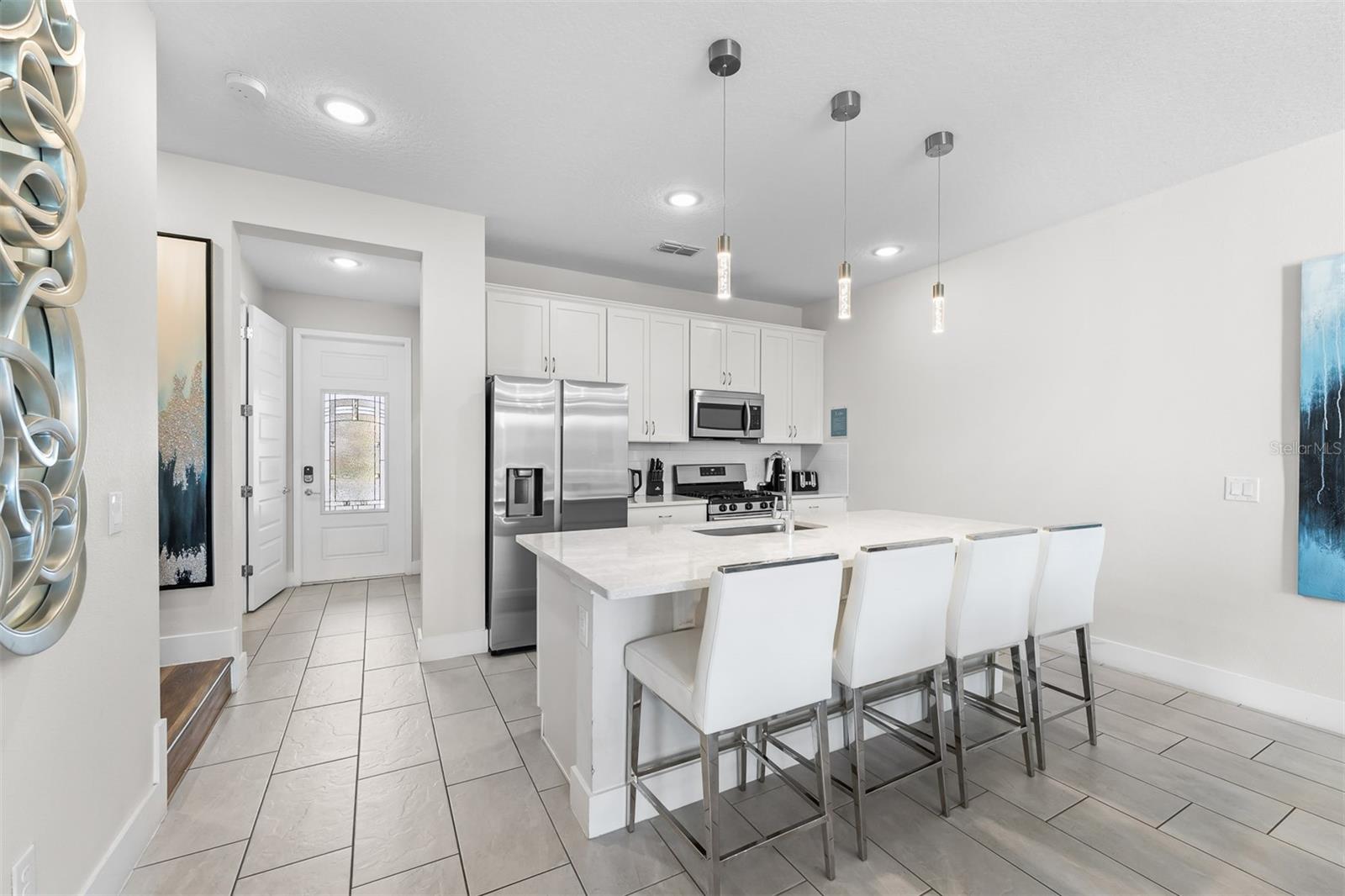 856 DRIVING RANGE CT, REUNION, FL — photo 4