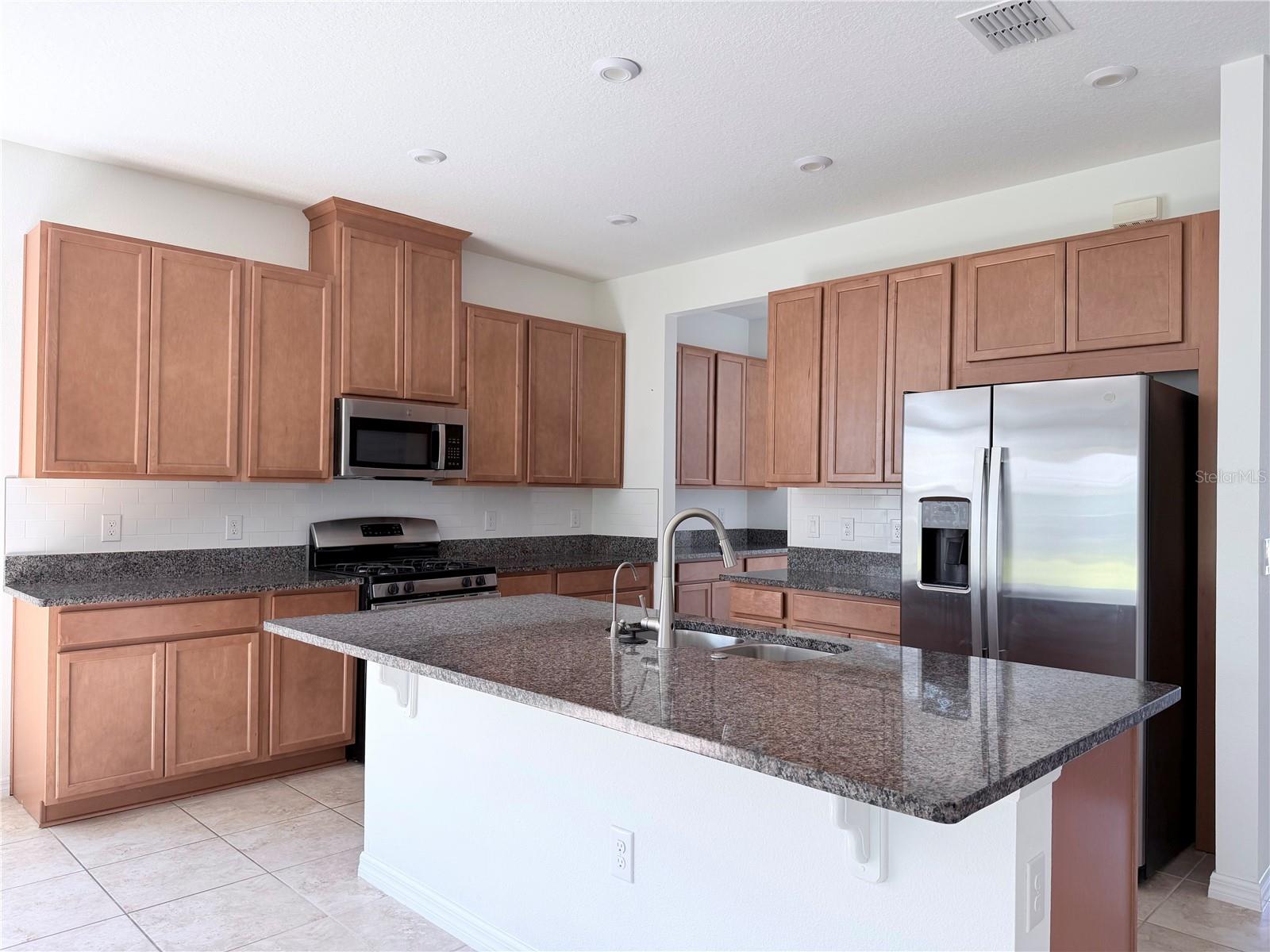 2186 RIDGE POINTE LN, CLERMONT, FL — photo 8