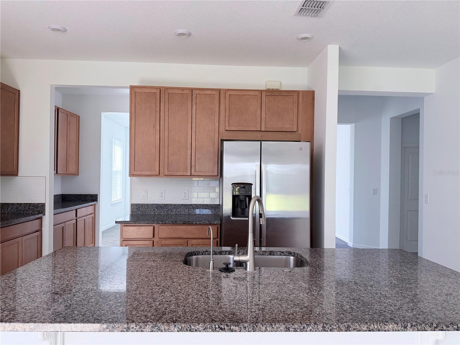 2186 RIDGE POINTE LN, CLERMONT, FL — photo 9