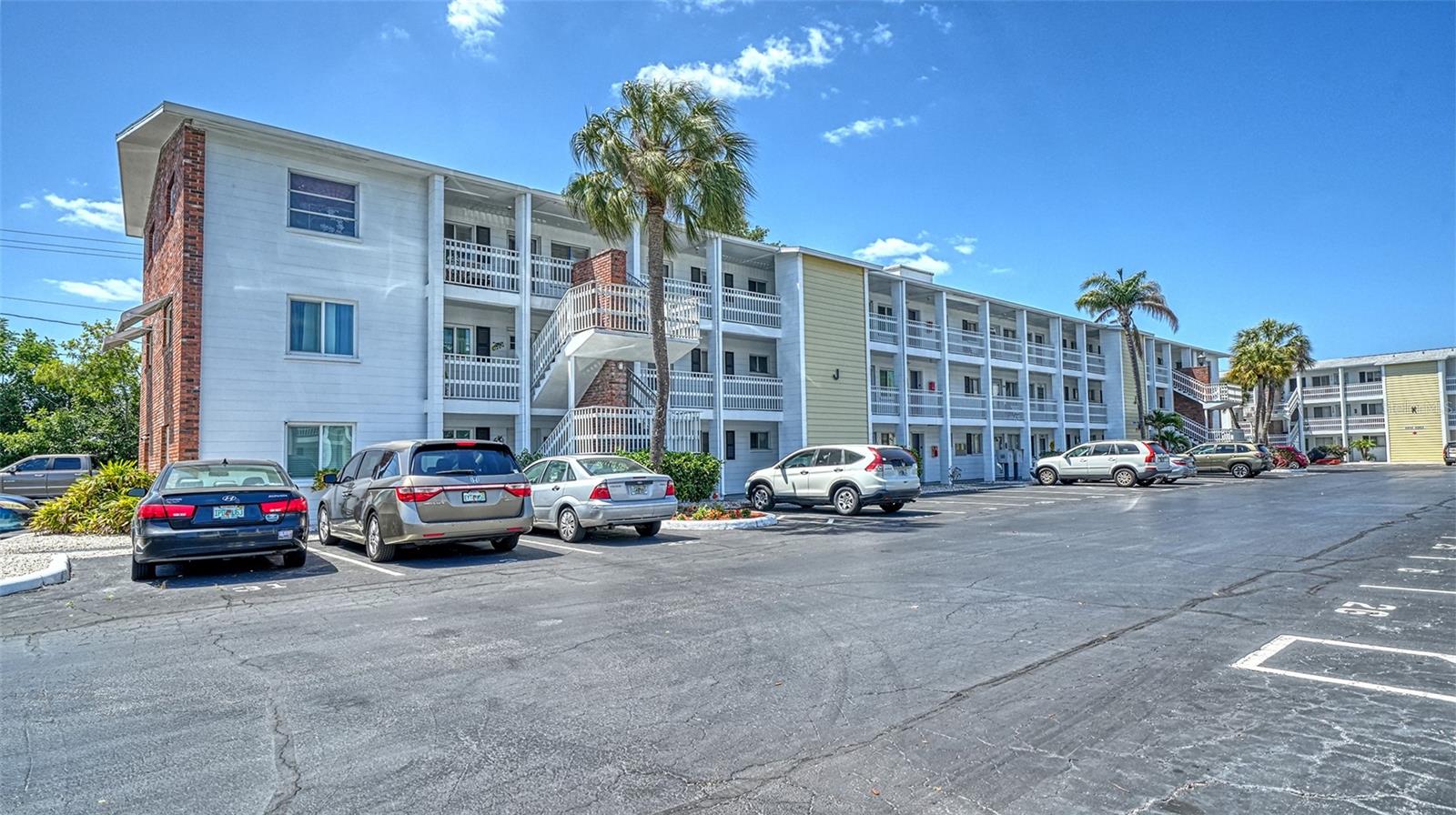 1554 PLEASANT RD #J5, BRADENTON, FL