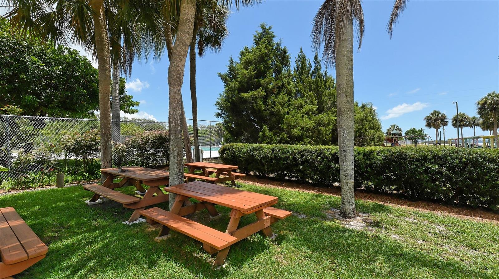 1554 PLEASANT RD #J5, BRADENTON, FL — photo 29