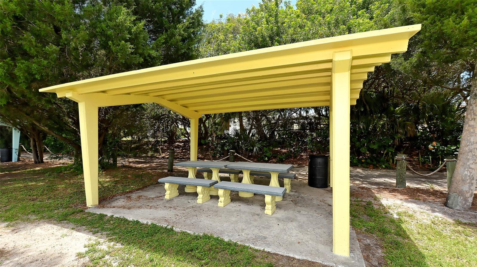 1554 PLEASANT RD #J5, BRADENTON, FL — photo 31
