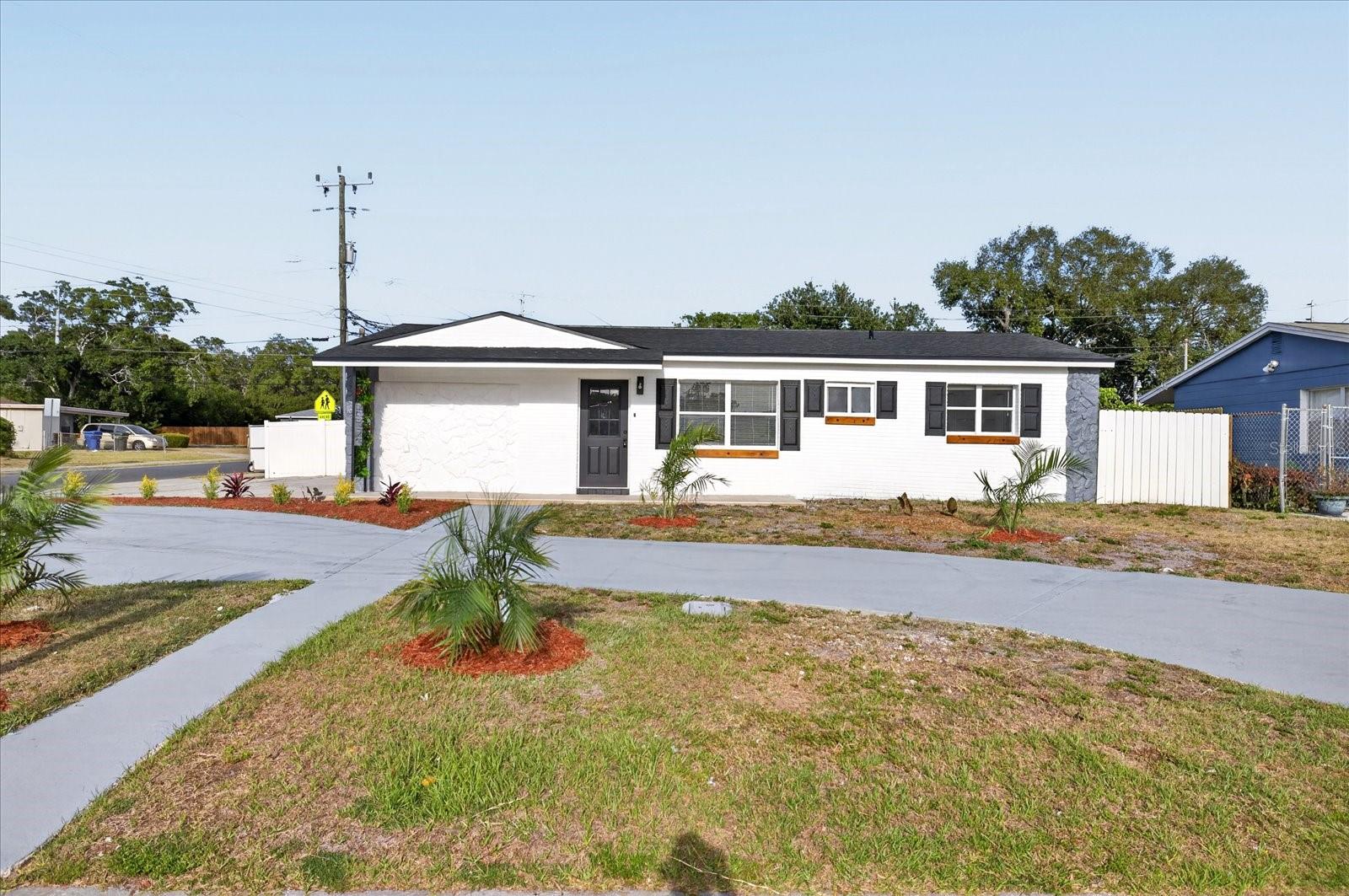 13589 120TH ST, LARGO, FL — photo 2