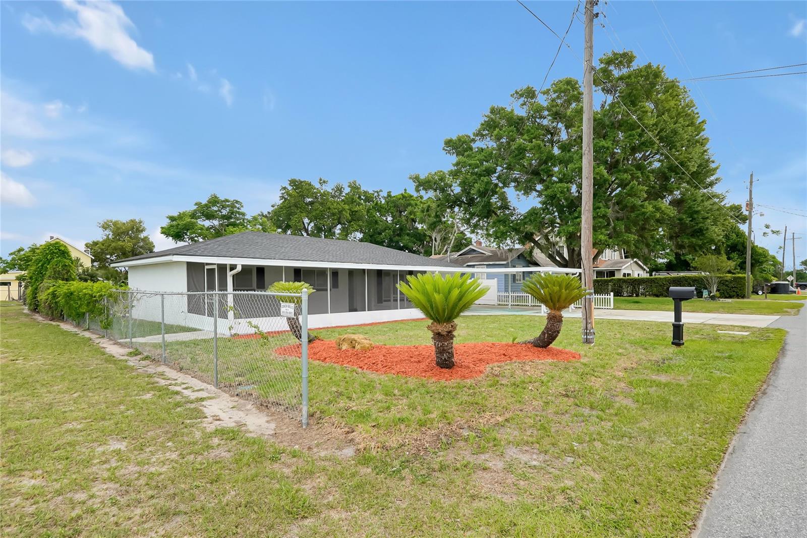 825 NW AVENUE Y AVE NW, WINTER HAVEN, FL — photo 2