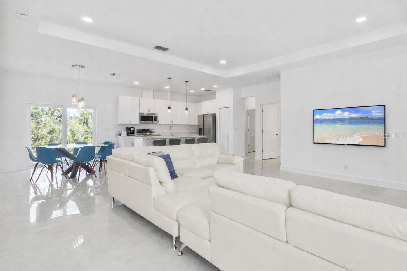 15473 LAKELAND CIR, PORT CHARLOTTE, FL — photo 5