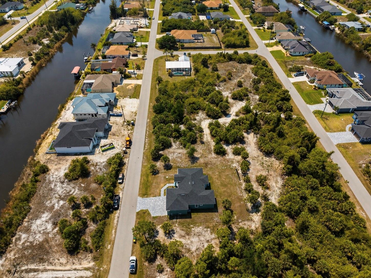 15473 LAKELAND CIR, PORT CHARLOTTE, FL — photo 36