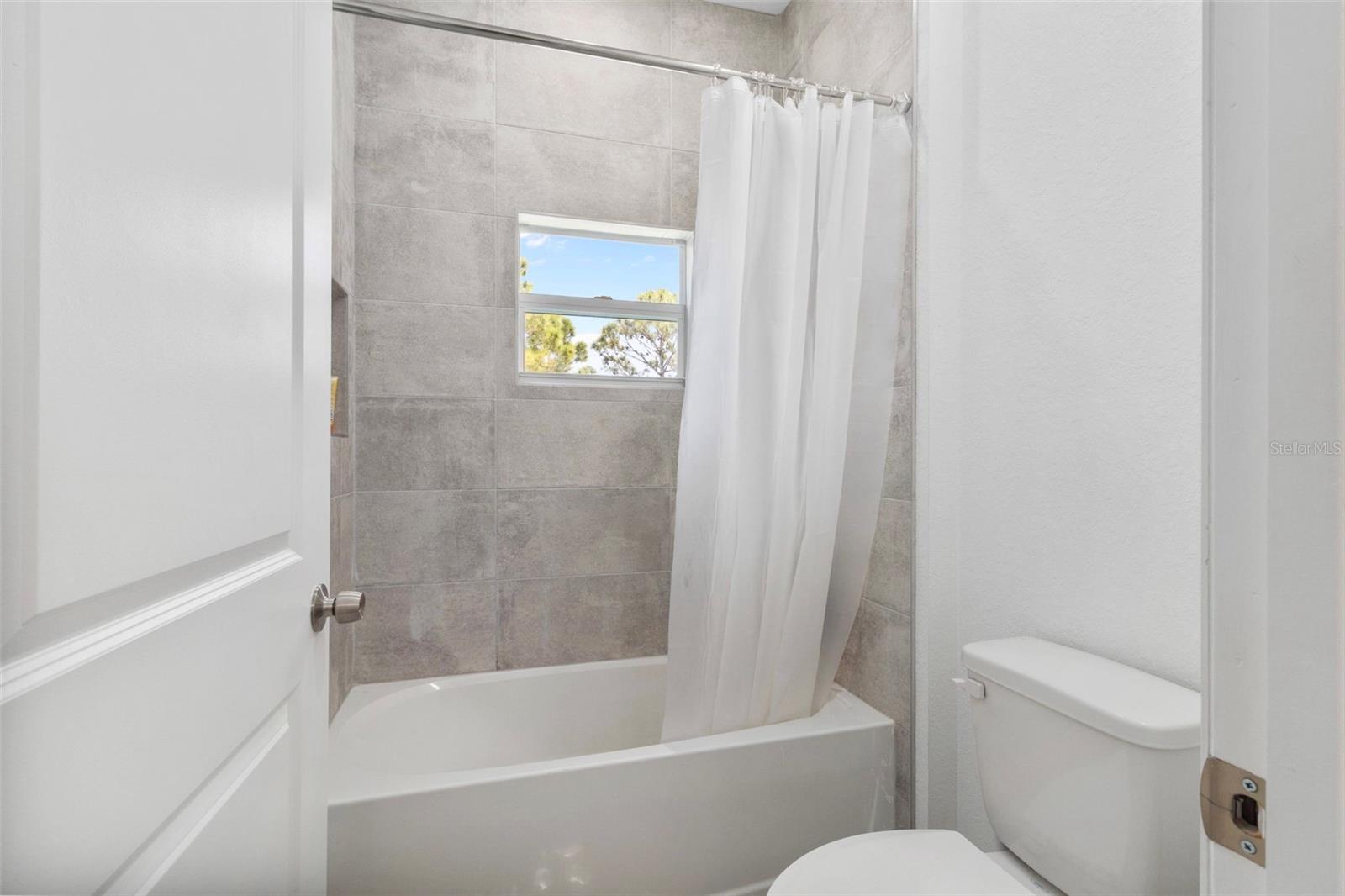 15473 LAKELAND CIR, PORT CHARLOTTE, FL — photo 22
