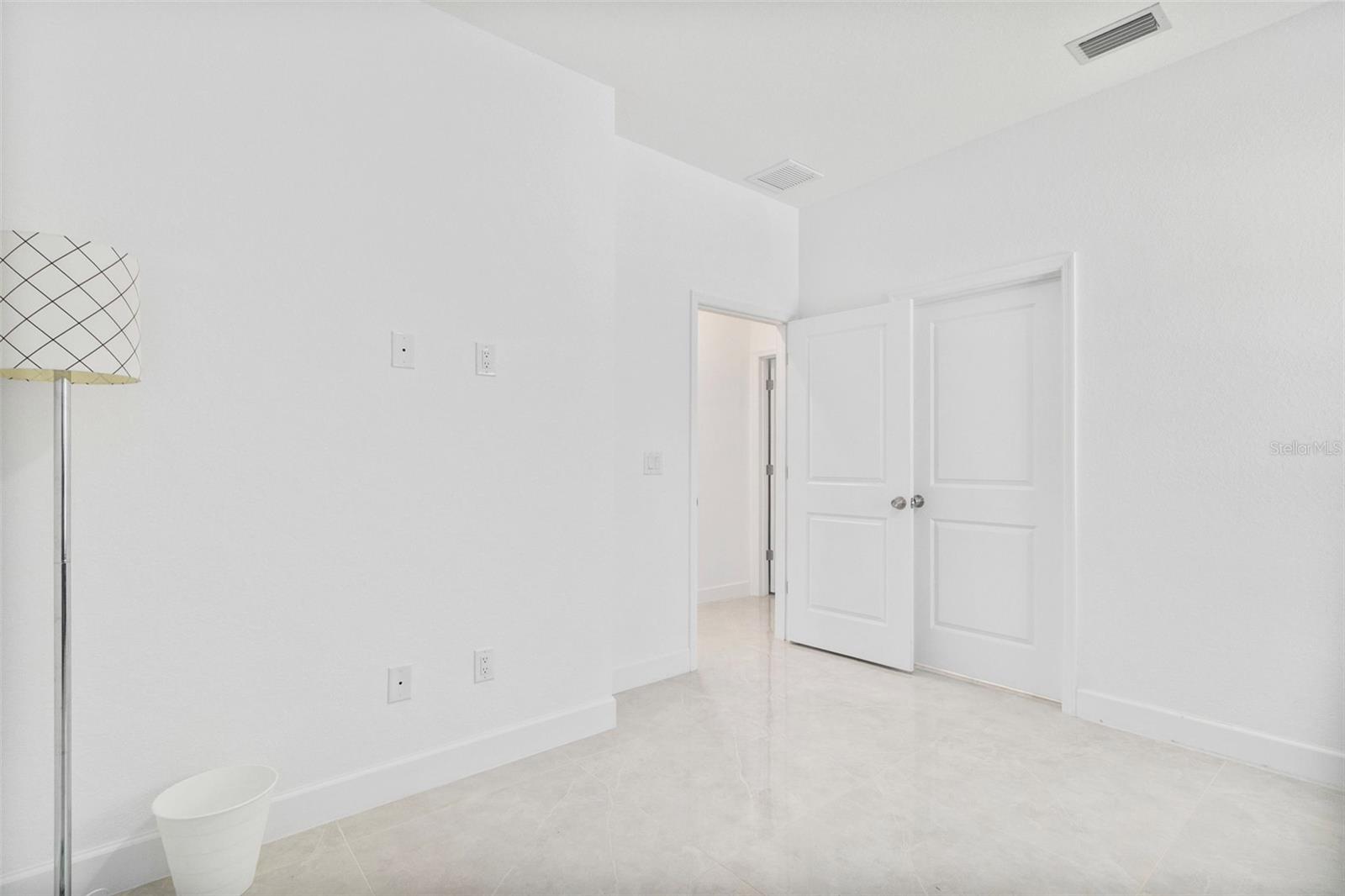 15473 LAKELAND CIR, PORT CHARLOTTE, FL — photo 24