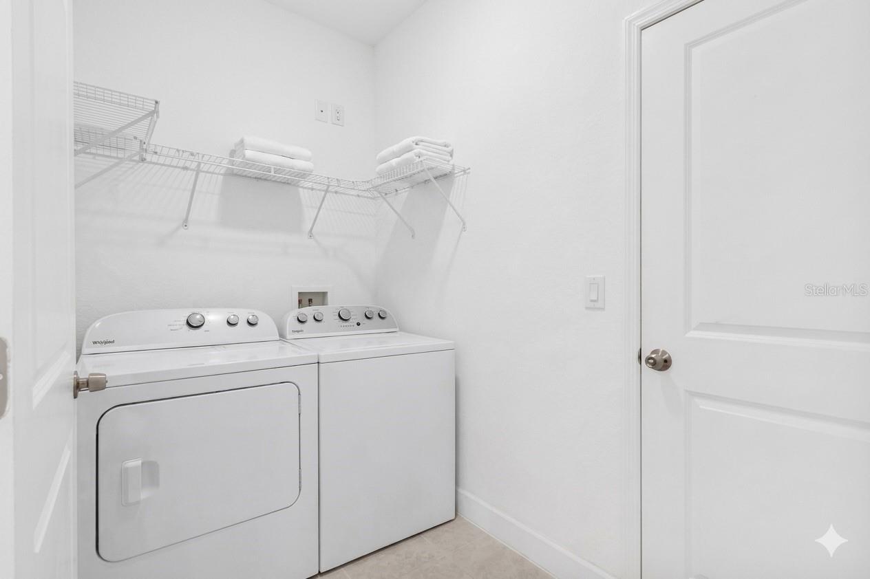 15473 LAKELAND CIR, PORT CHARLOTTE, FL — photo 25