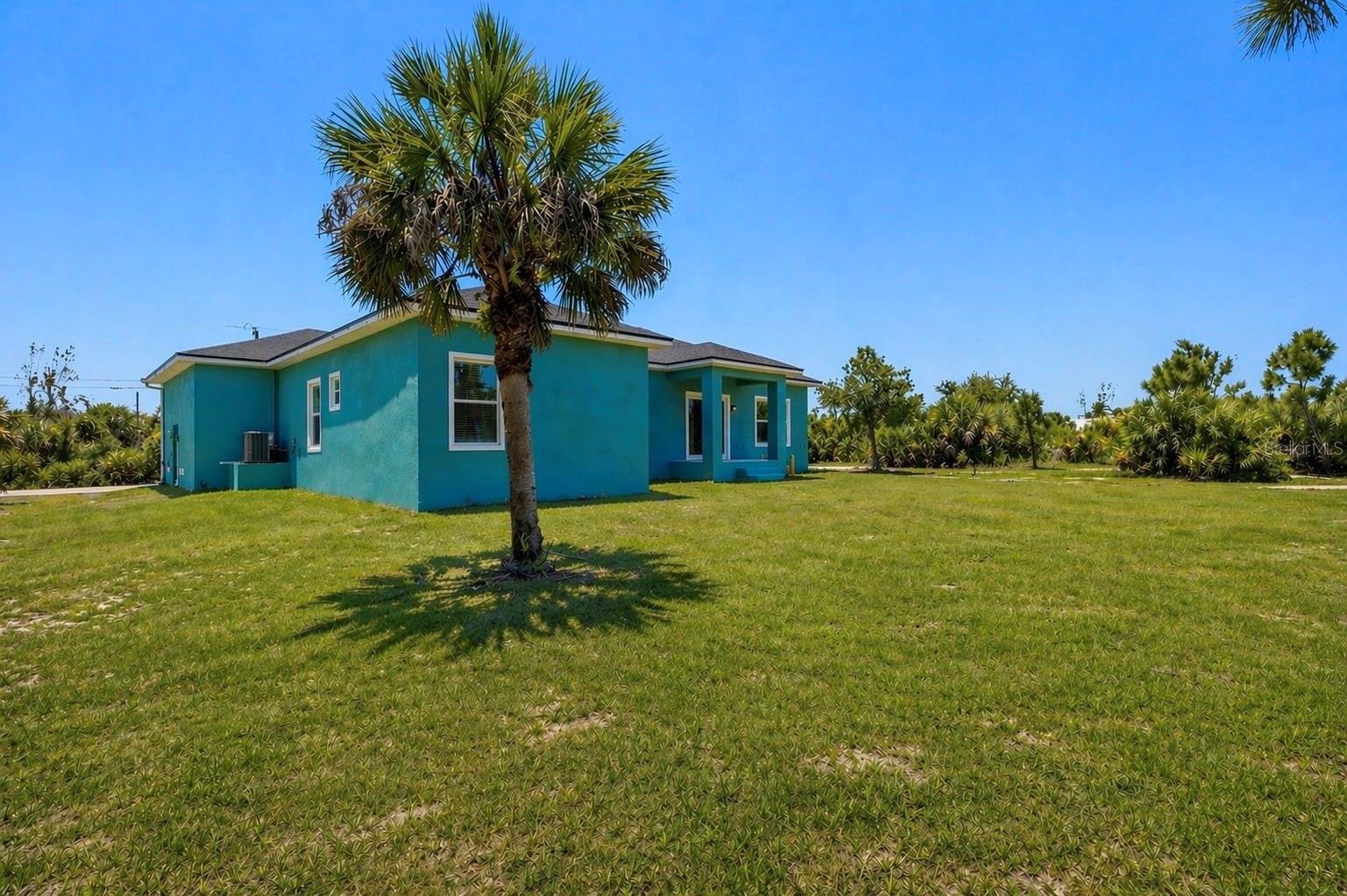 15473 LAKELAND CIR, PORT CHARLOTTE, FL — photo 31