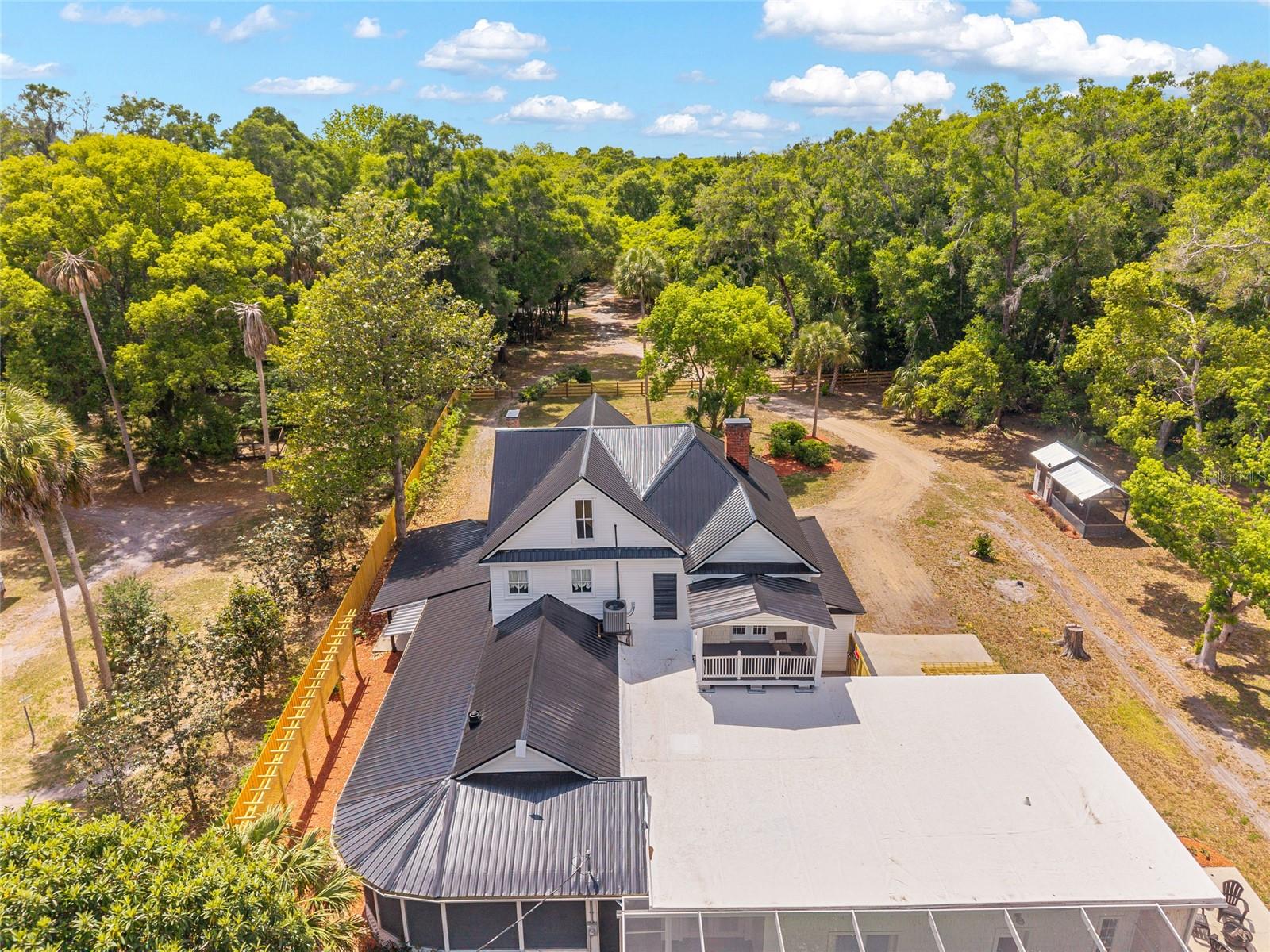 19451 SE 2ND ST, WILLISTON, FL — photo 8