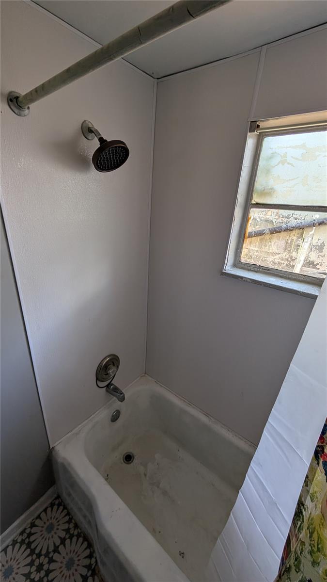 2801 W CLEVELAND ST, TAMPA, FL — photo 21
