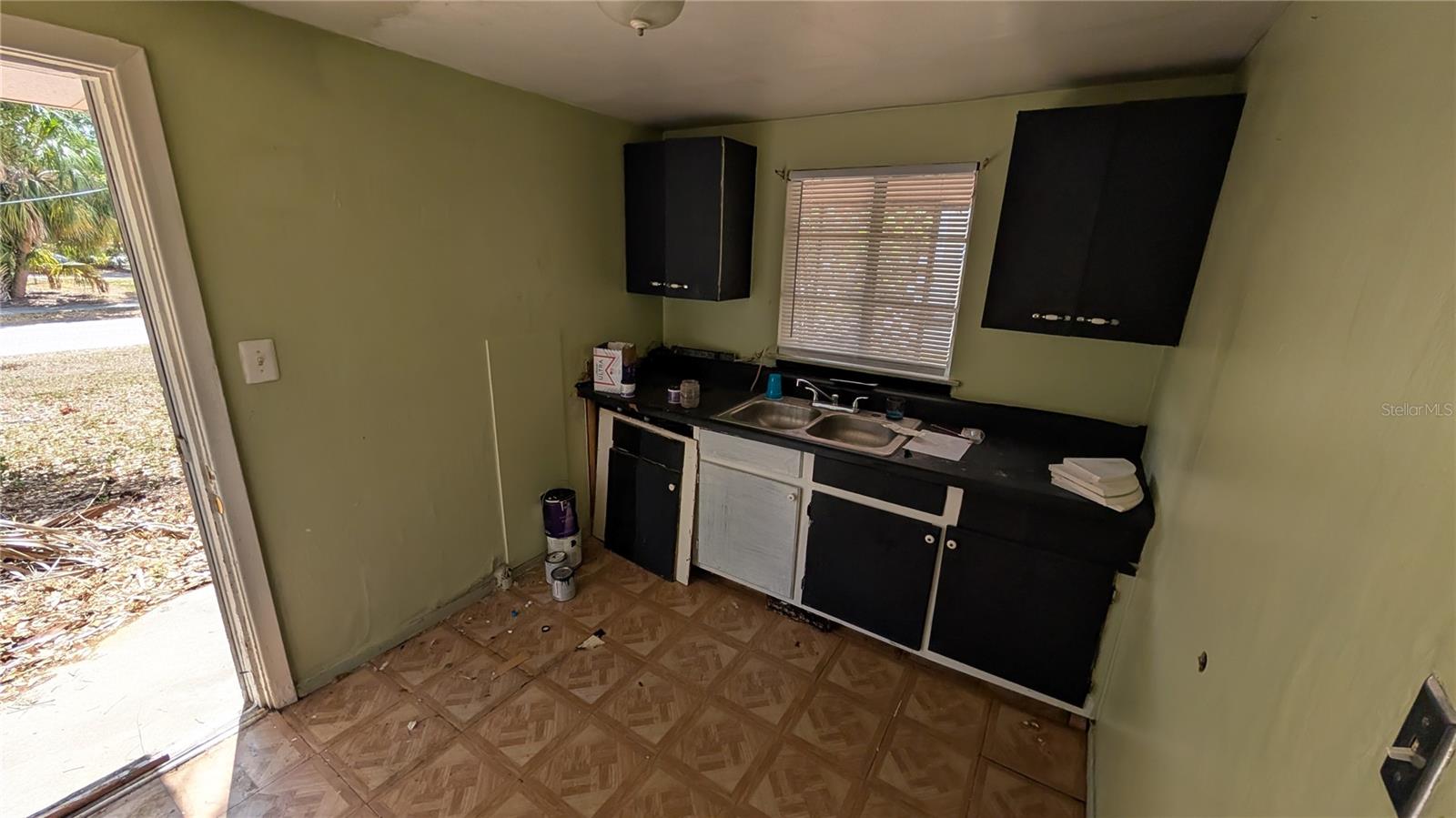 2801 W CLEVELAND ST, TAMPA, FL — photo 36