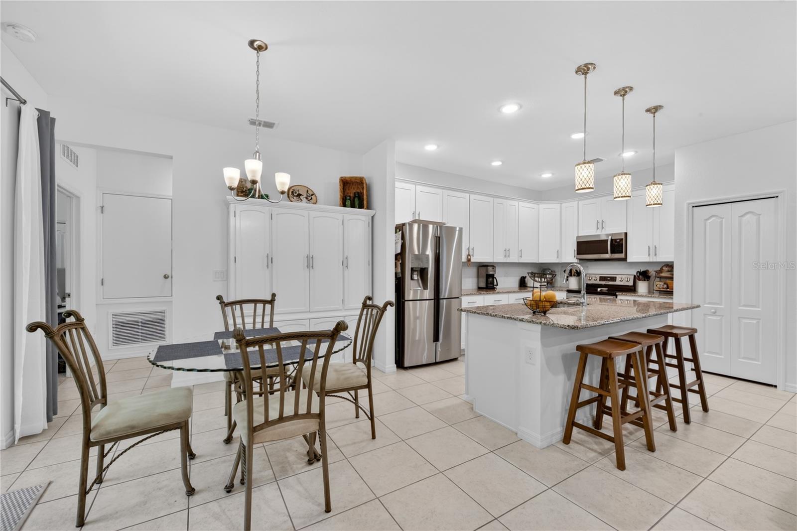 2423 MALAYA CT, PUNTA GORDA, FL — photo 4