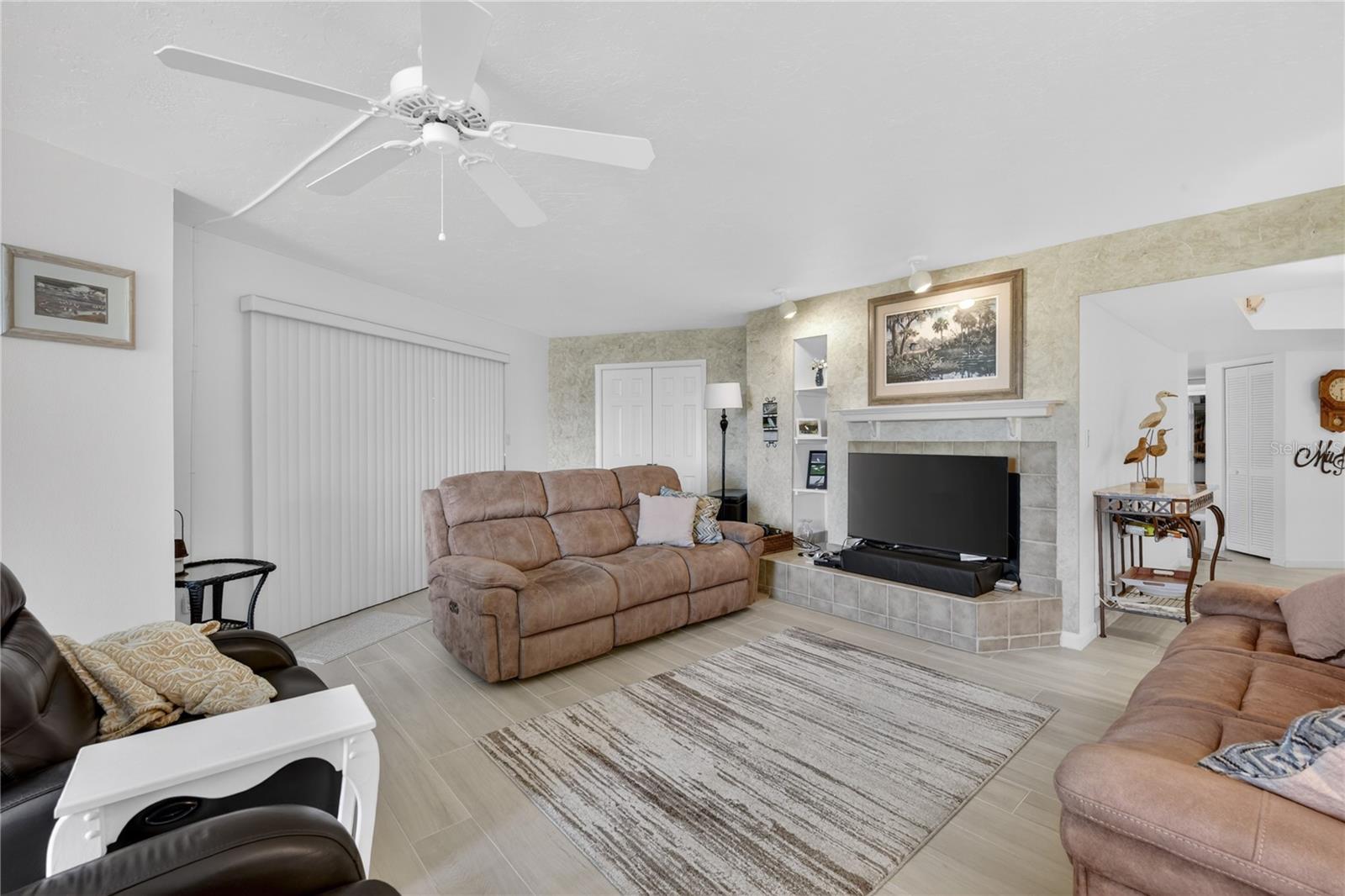 25188 MARION AVE #E208, PUNTA GORDA, FL — photo 17