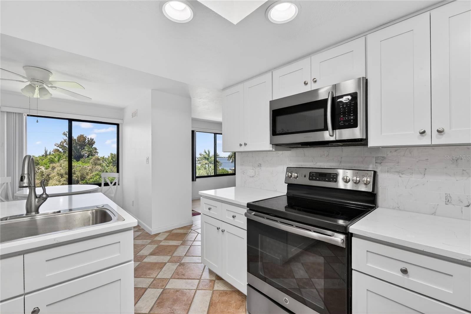 25188 MARION AVE #E208, PUNTA GORDA, FL — photo 50