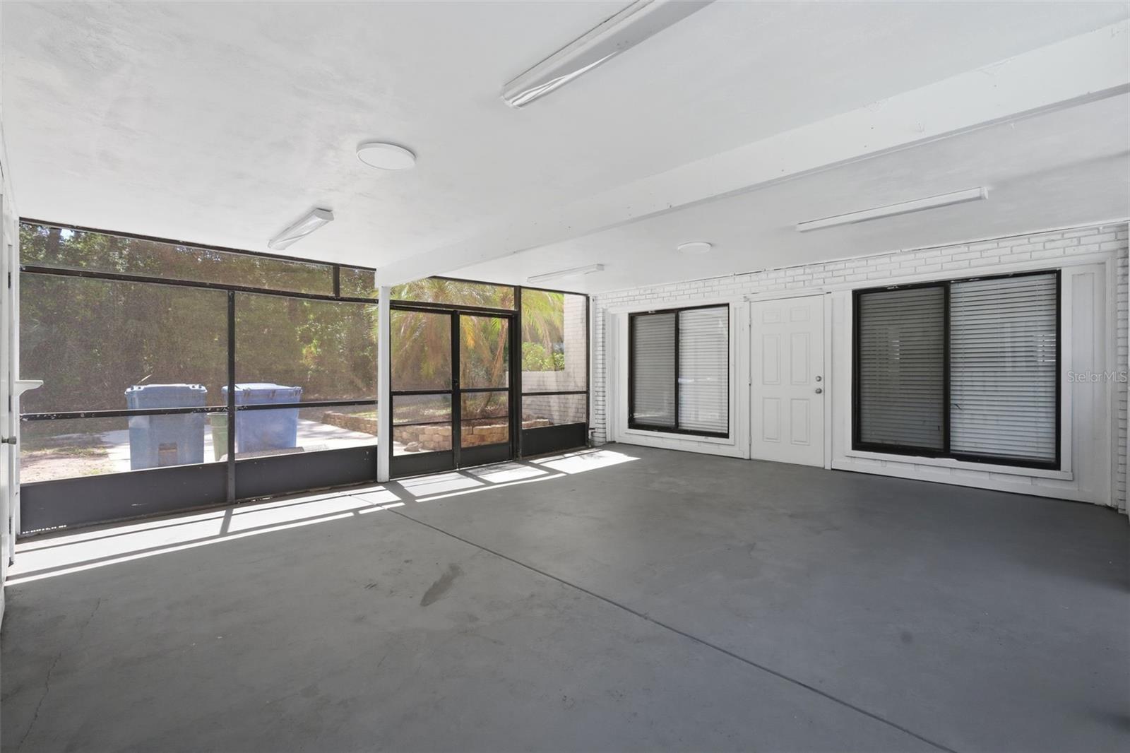 155 E COUNTRY CIRCLE DR E, PORT ORANGE, FL — photo 44