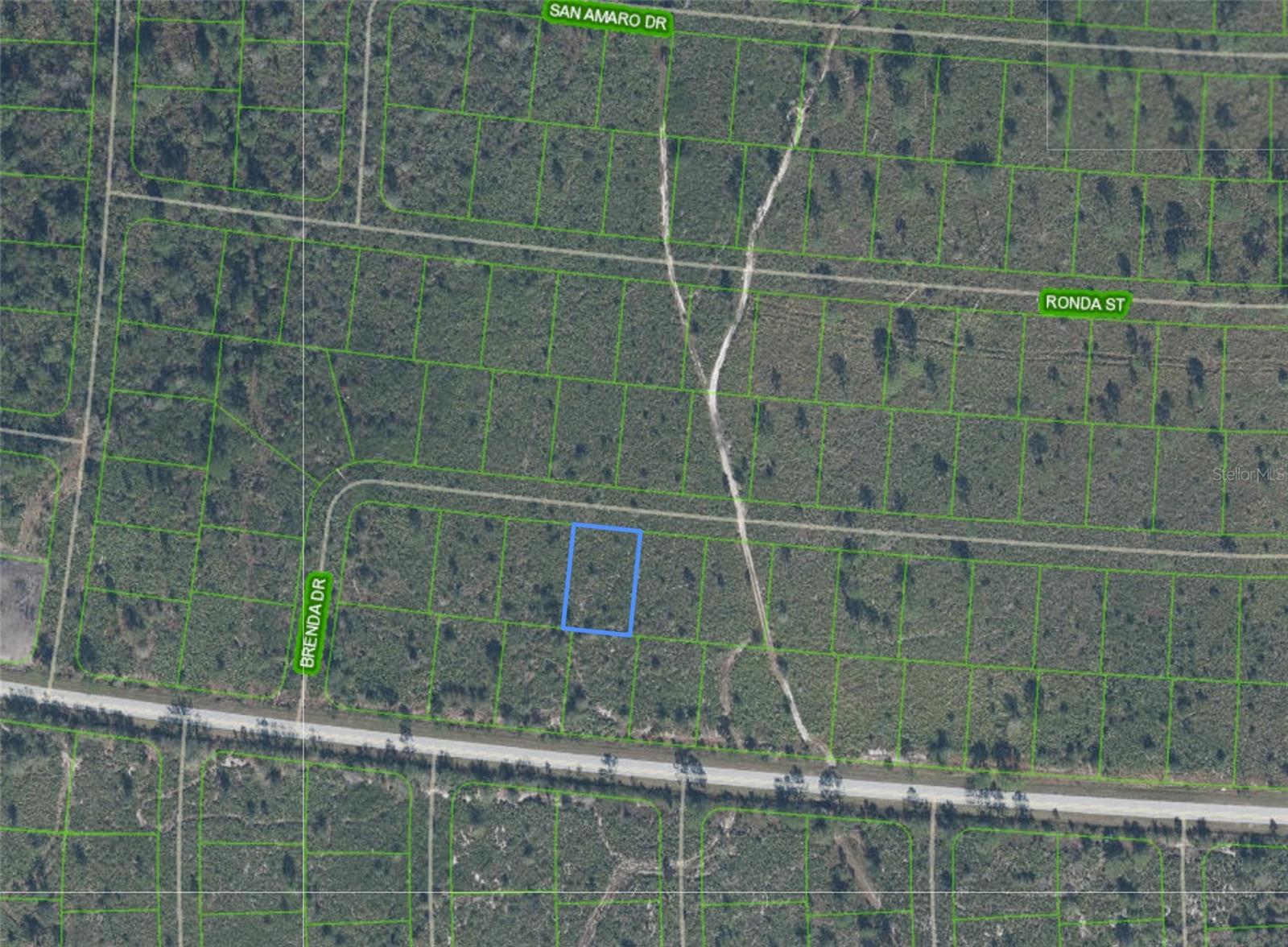 8119 BRENDA DR, SEBRING, FL