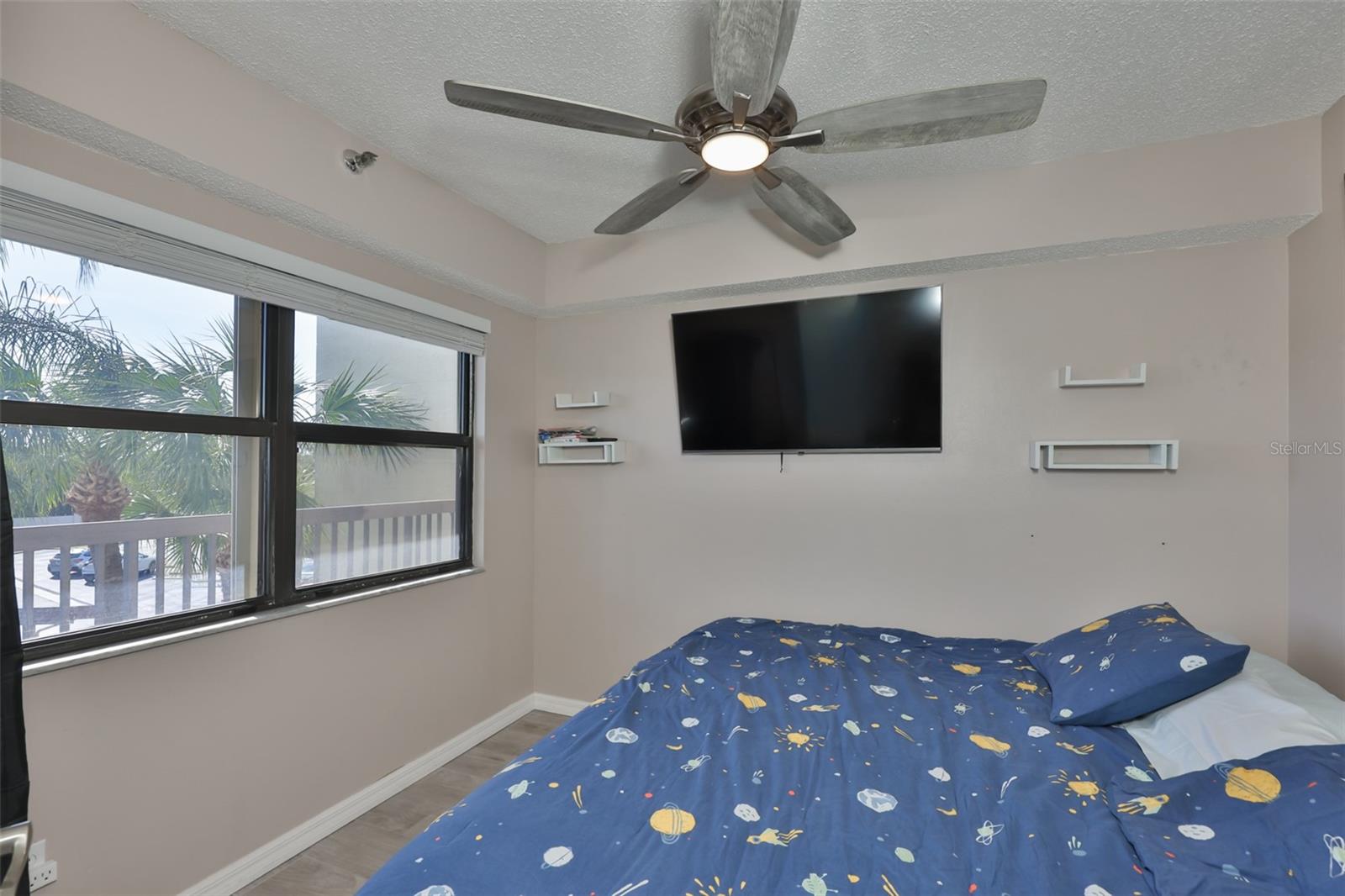 5400 PARK ST N #208, ST PETERSBURG, FL — photo 23