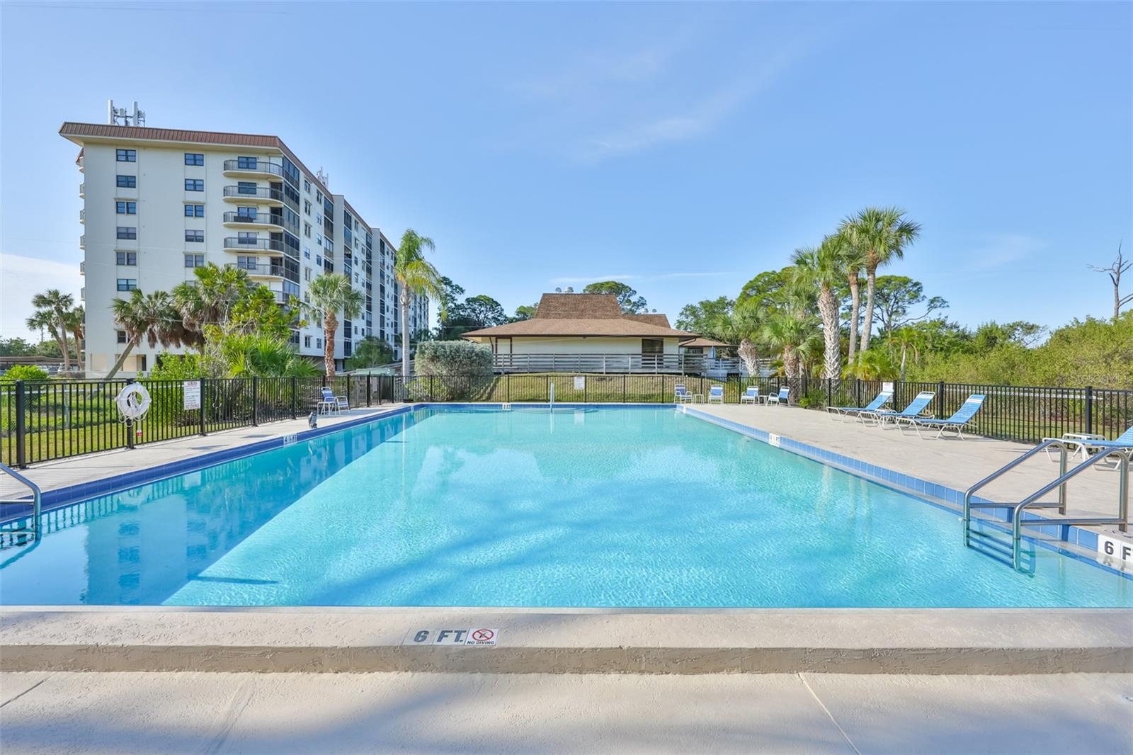 5400 PARK ST N #208, ST PETERSBURG, FL — photo 25