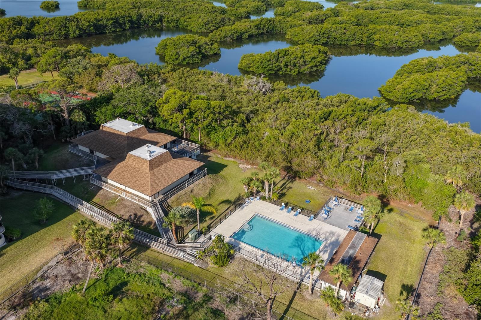 5400 PARK ST N #208, ST PETERSBURG, FL — photo 33