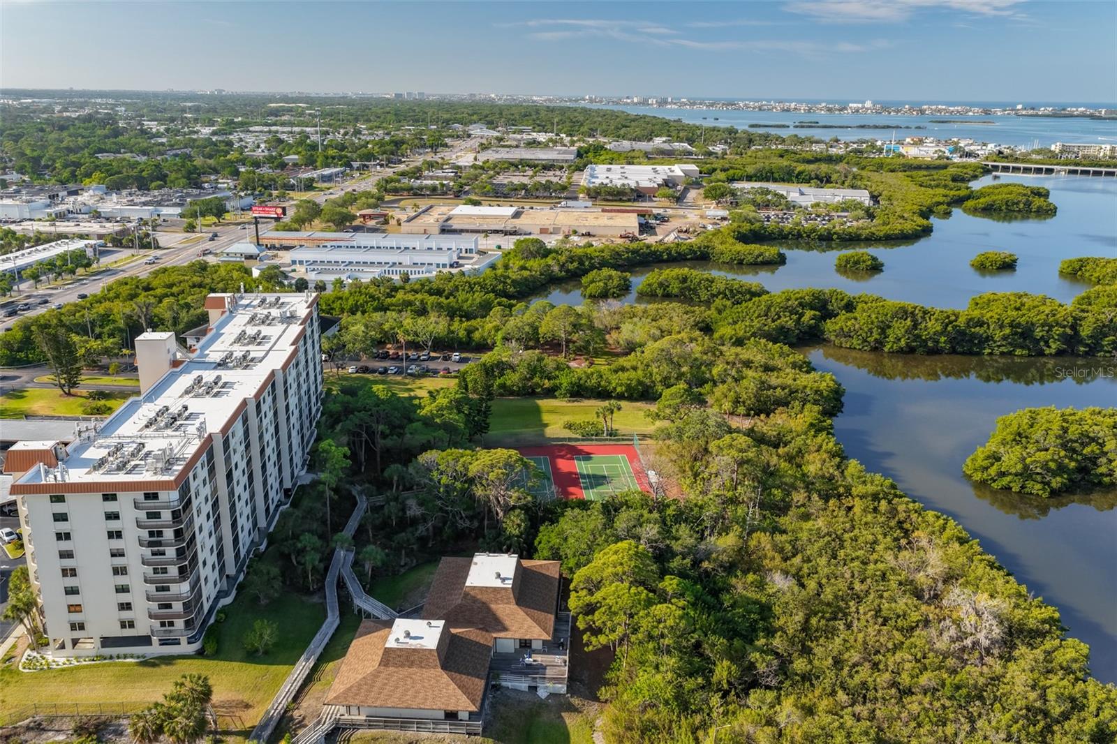 5400 PARK ST N #208, ST PETERSBURG, FL — photo 36
