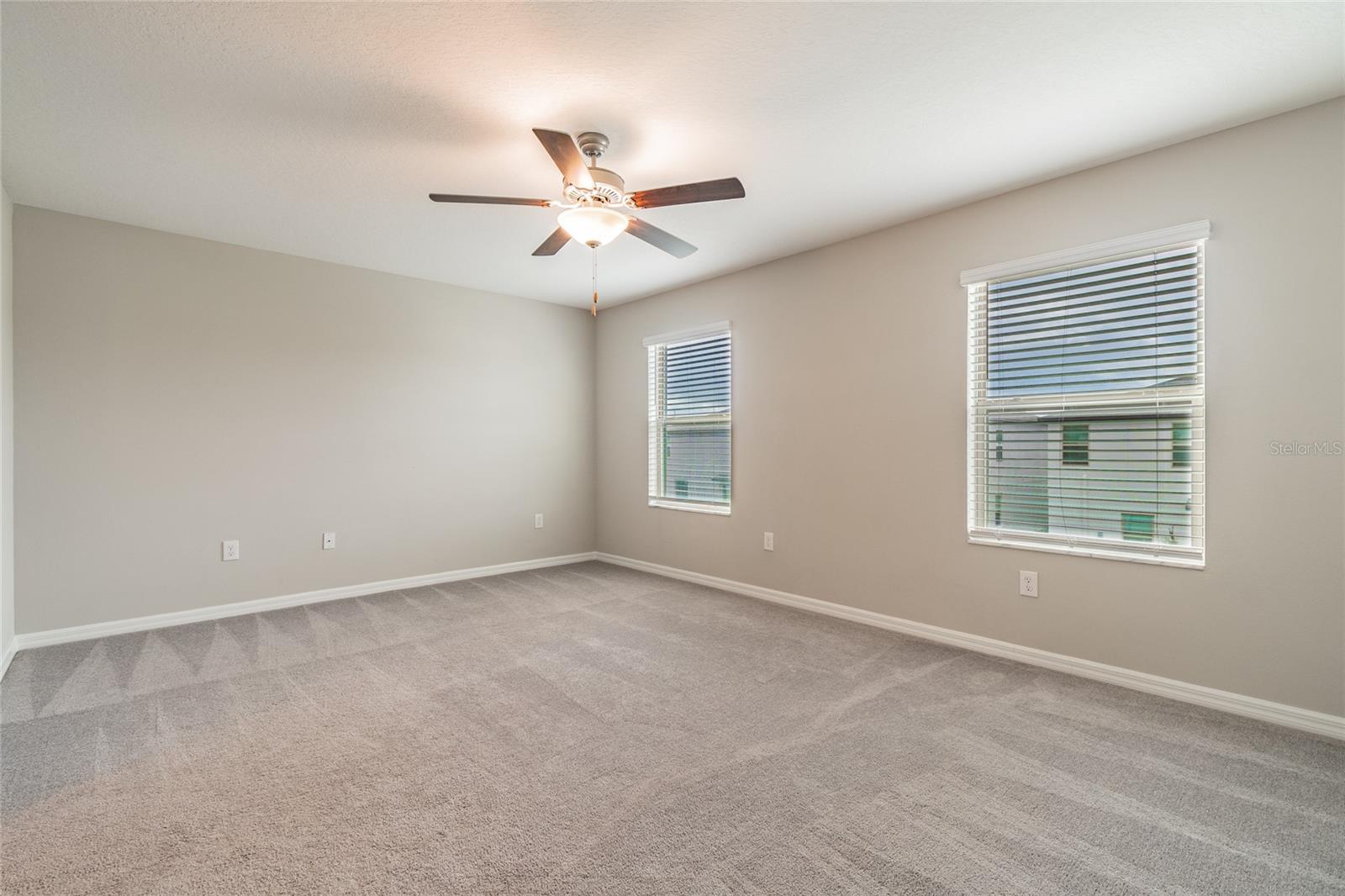 7221 SWEET ALYSSUM CT, TAMPA, FL — photo 9