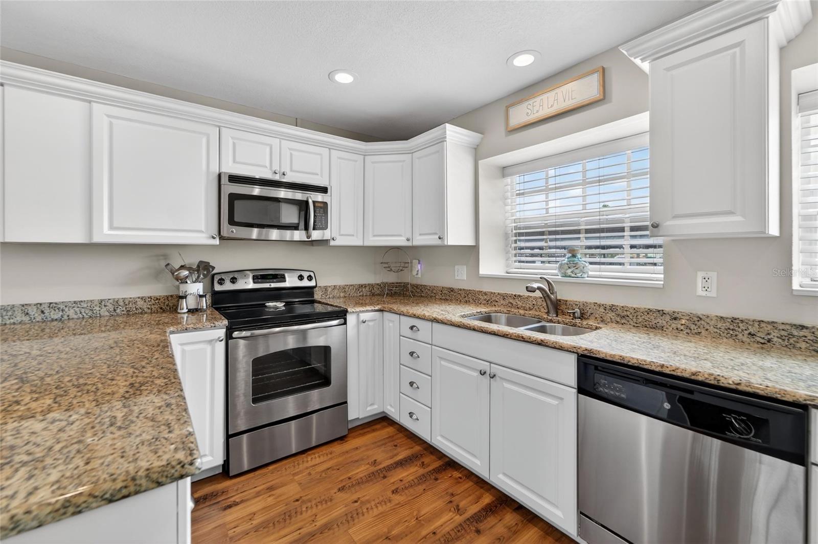 17960 GULF BLVD #106, REDINGTON SHORES, FL — photo 36
