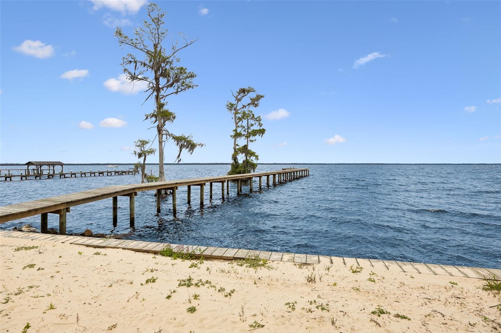 102 SANDRA LN, CRESCENT CITY, FL — photo 24