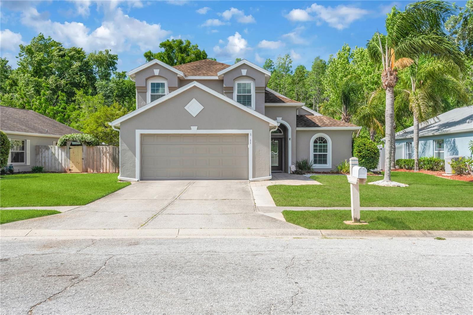 1211 TIMBER TRACE DR, WESLEY CHAPEL, FL