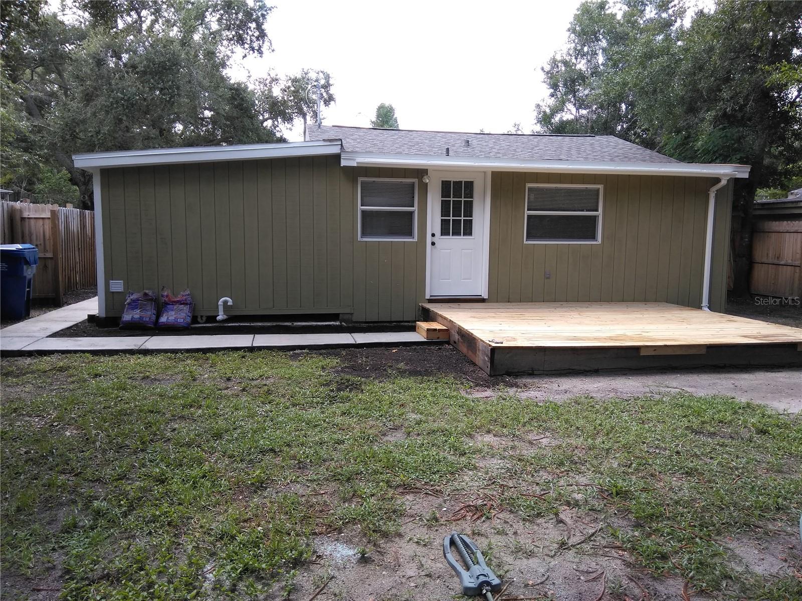 910 9TH AVE SW, LARGO, FL — photo 38