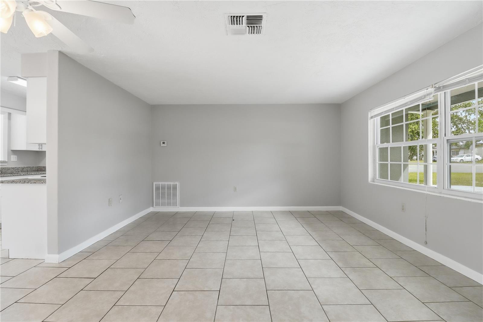 38 REGINA BLVD, BEVERLY HILLS, FL — photo 10