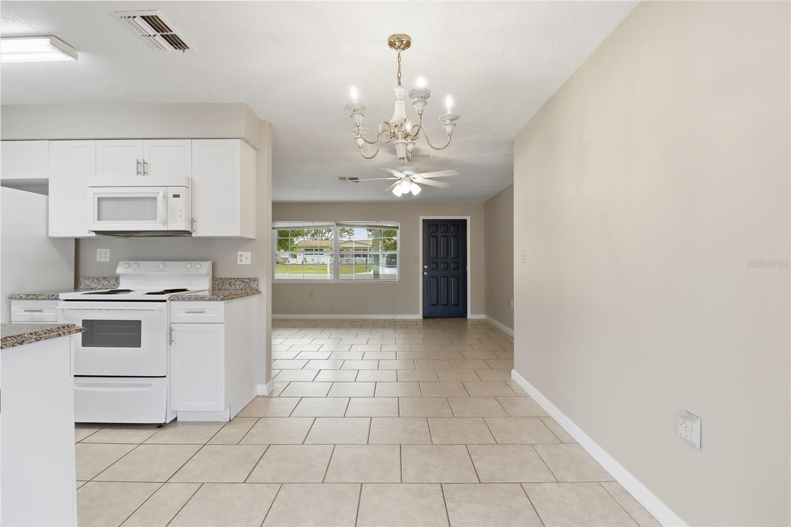 38 REGINA BLVD, BEVERLY HILLS, FL — photo 15