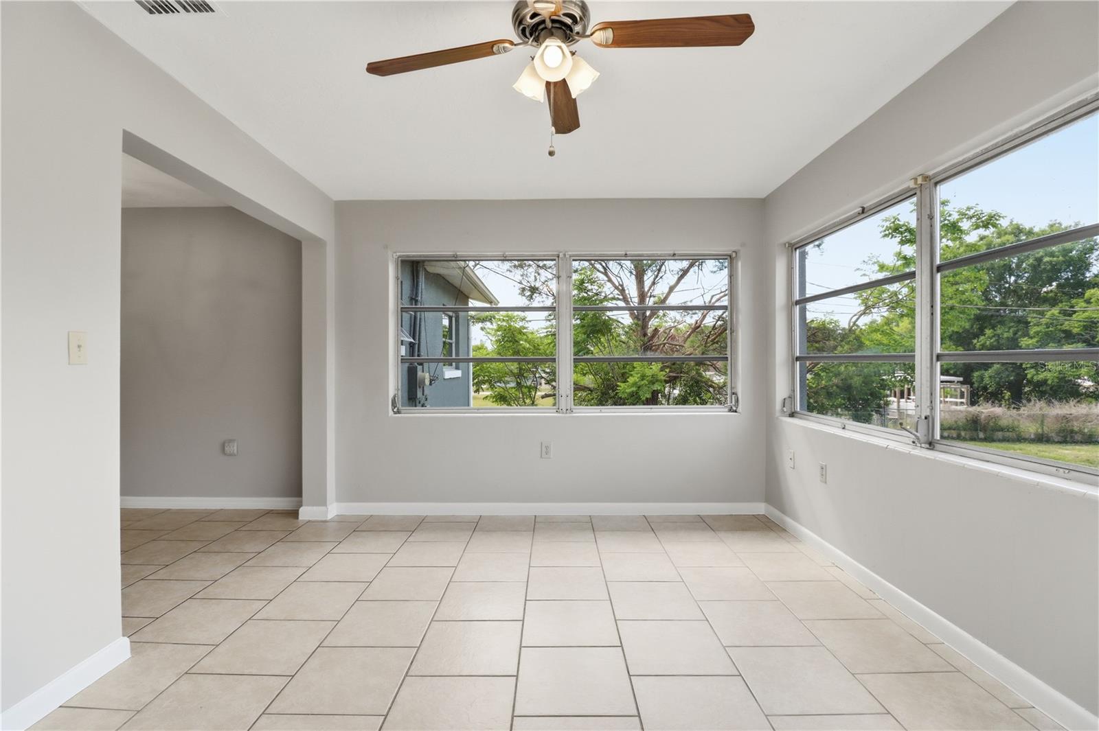 38 REGINA BLVD, BEVERLY HILLS, FL — photo 25