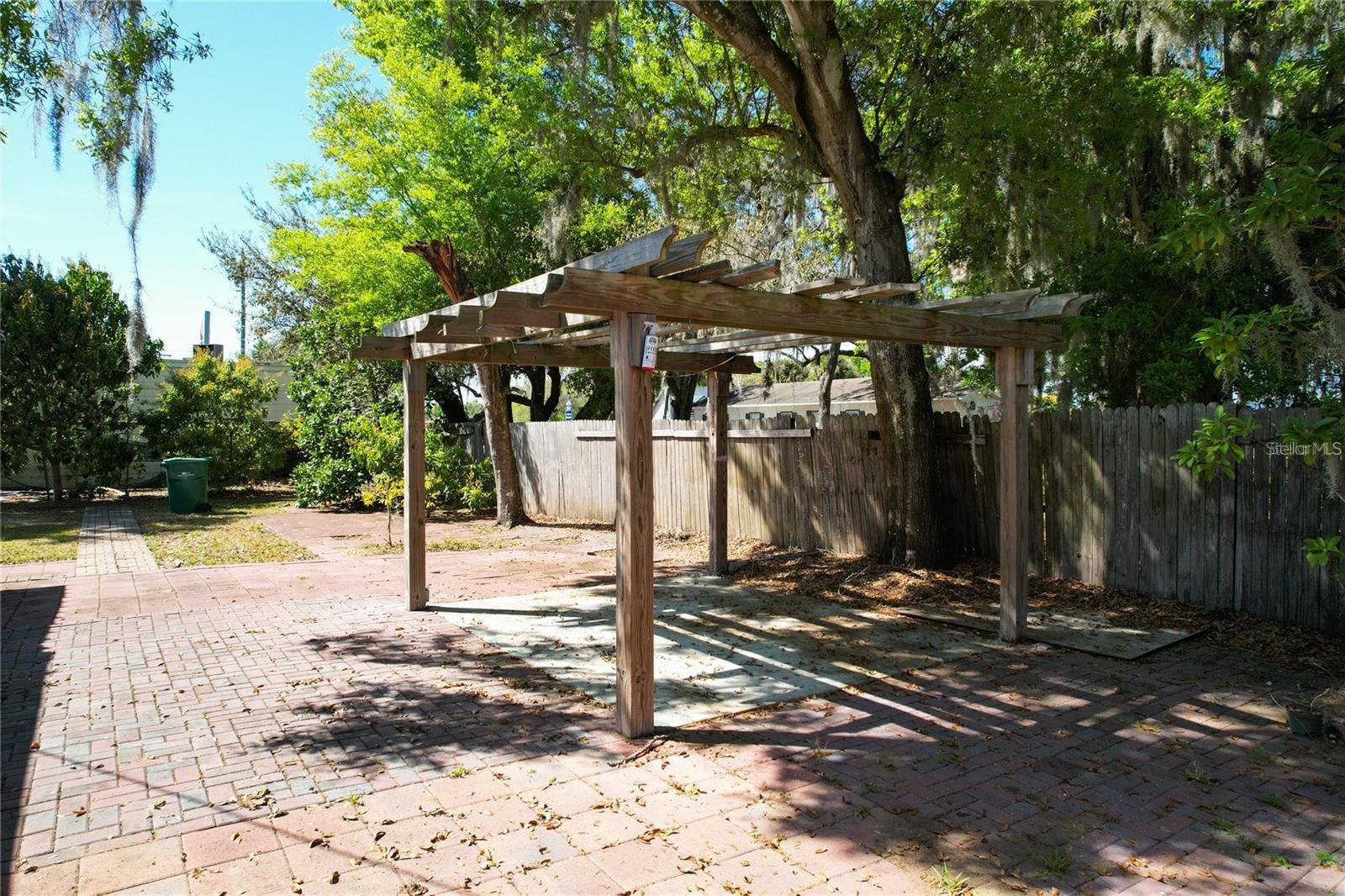 25 E CHESLEY AVE, EUSTIS, FL — photo 21