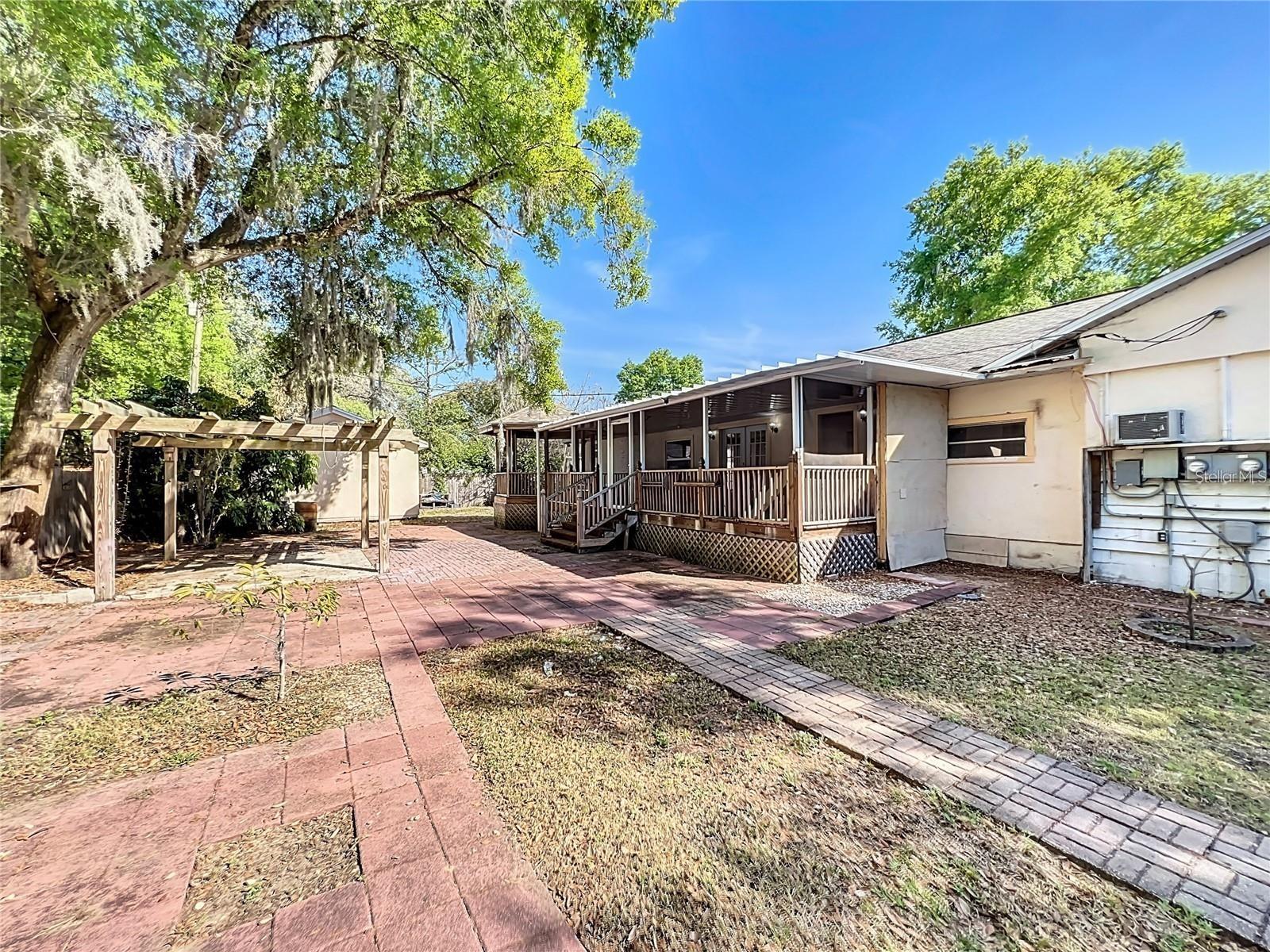 25 E CHESLEY AVE, EUSTIS, FL — photo 34