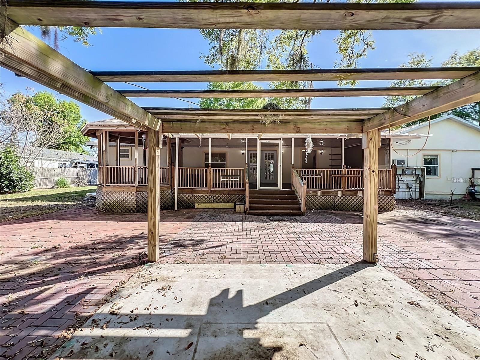 25 E CHESLEY AVE, EUSTIS, FL — photo 36
