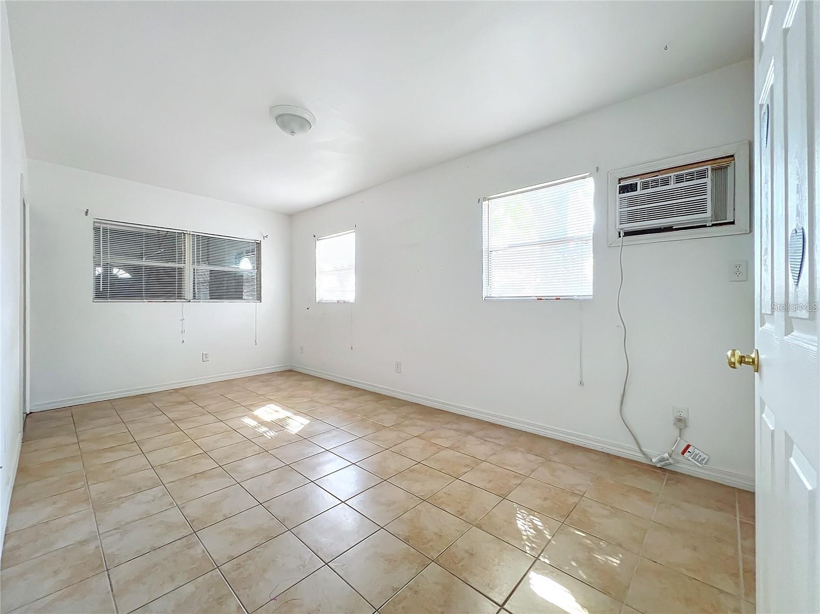 25 E CHESLEY AVE, EUSTIS, FL — photo 54